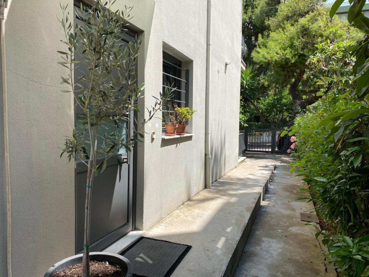 Small Gem Studio Athens, Next To Metro Nomismatokopeio المظهر الخارجي الصورة