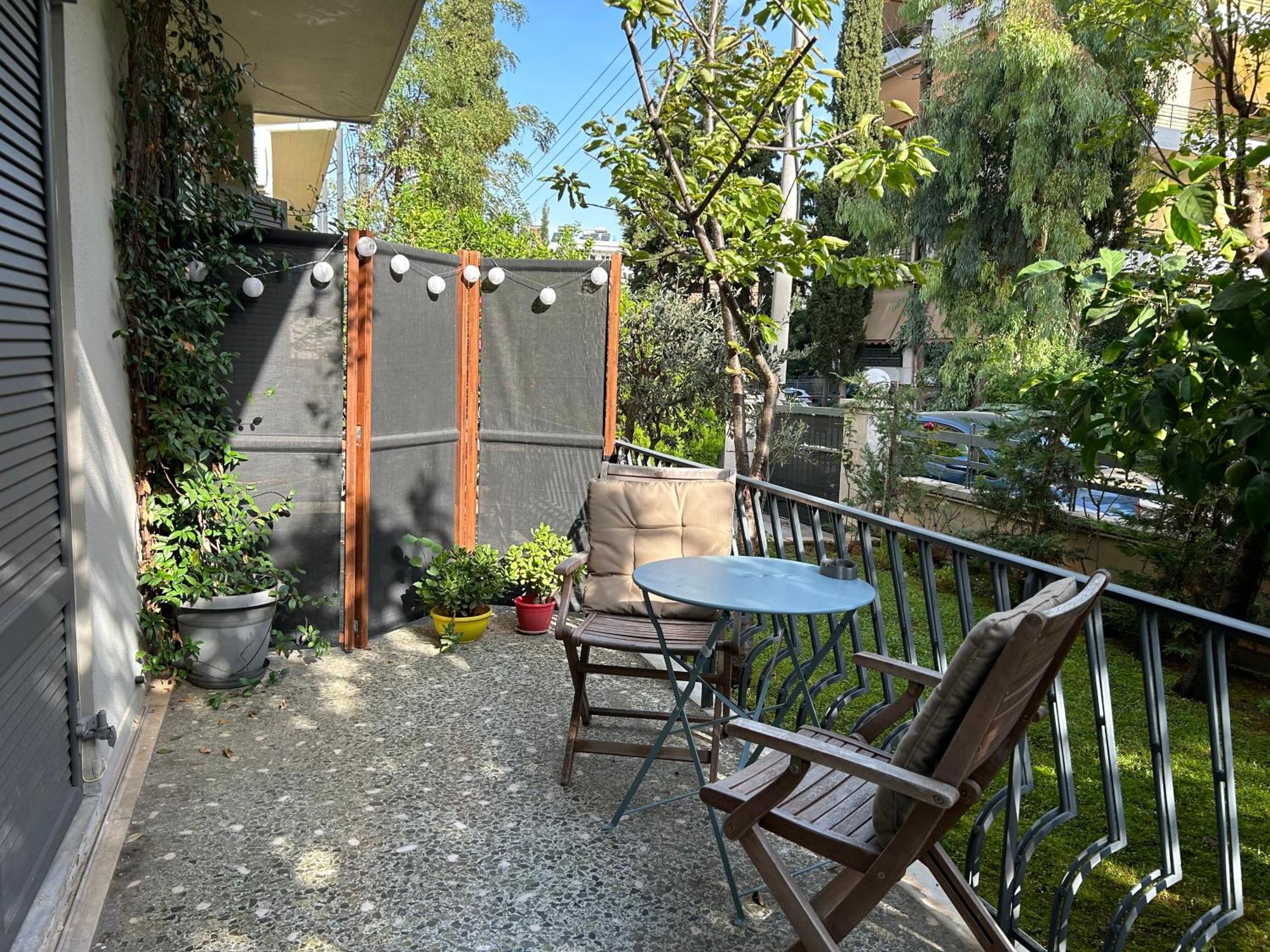 Small Gem Studio Athens, Next To Metro Nomismatokopeio المظهر الخارجي الصورة